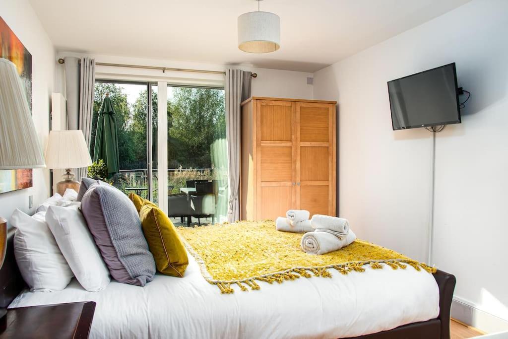 Somerford Keynes Blueberry Cottage - Lower Mill Estate מראה חיצוני תמונה